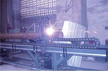 优发国际CNCG系列轻型数控相贯线切割机