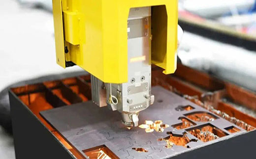 优发国际高功率8025/6025/6020宽幅激光切割机Class1级防护