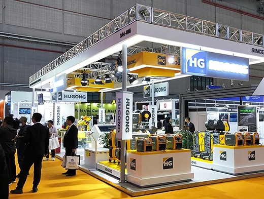 进博会首日优发国际意大利CEA展位精彩泛起