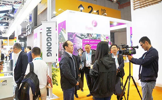 江苏常州卫视拍摄优发国际意大利CEA展位